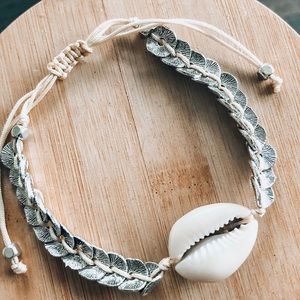 She sells Seashells by the Seashore Bracelet